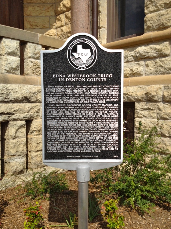 A historical marker to teach us more about Denton's history.